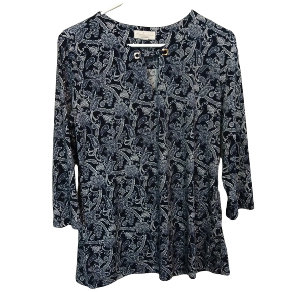 MAGNOLIA GRACE NWOT Navy & White Paisley Blouse Size M - Picture 3 of 7